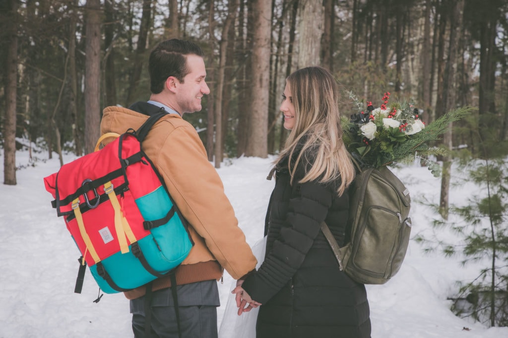 Hiking elopement during winter in the snow!
